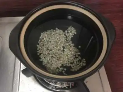 Make Porridge of rice lilies step 1