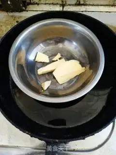 Make Mango yogurt mousse step 1