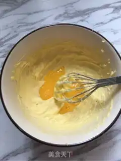 Make Sunflower cookies step 1