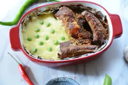 Make Garlic cheese ribs with potatoes step 12
