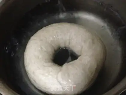Make Potato cheese bagels step 9