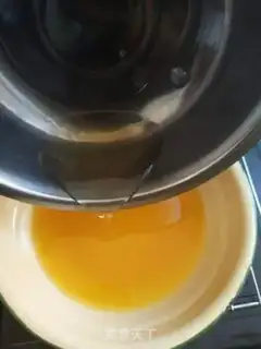 Make Mango yogurt mousse step 12