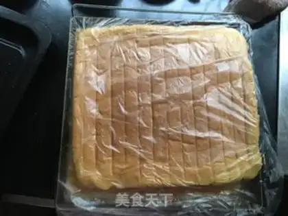 Make Fruit box cake step 7