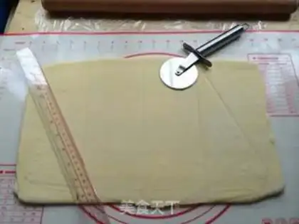 Make Cow horn bag step 6