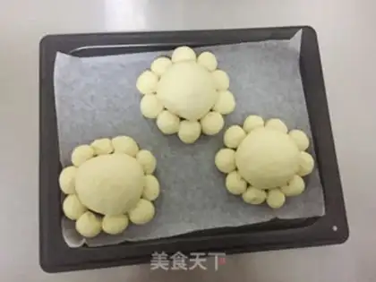 Make Lion bread step 10