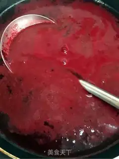 Make Toast roses step 1