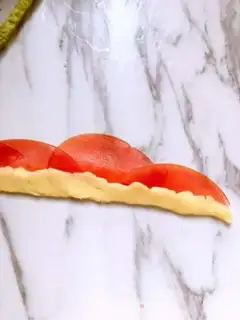 Make Toast roses step 10