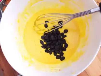 Make Four cake pies step 3