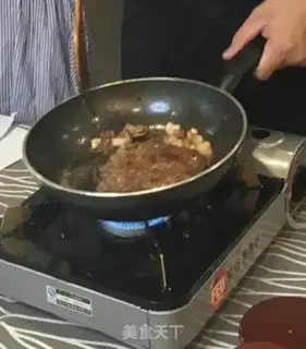 Make Fried Australian meat-eye steak step 6