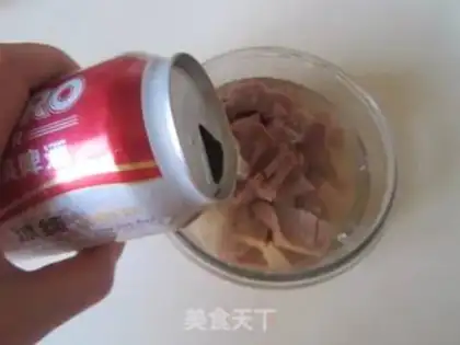 Make "Red oil bouquets." step 4