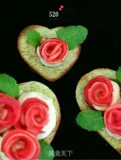 Make Toast roses step 20