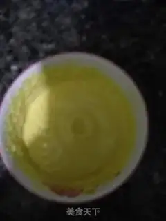 Make Margarita, fresh mango step 1