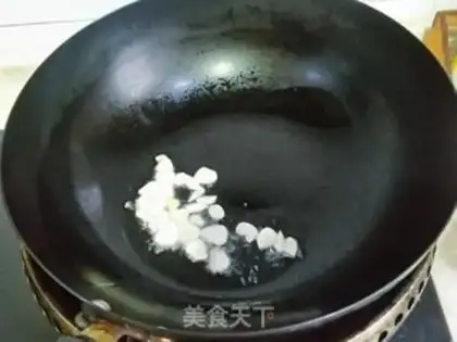 Make Cleaning up the mushrooms step 2
