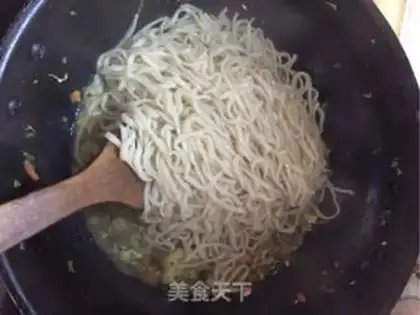 Make Fried noodles step 6