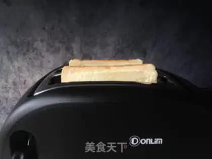 Make Egg salad sandwich step 7