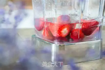 Make Strawberry juice step 2