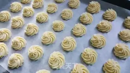 Make Almond cookies step 10