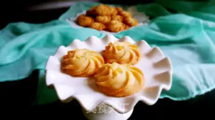 Make Almond cookies step 12