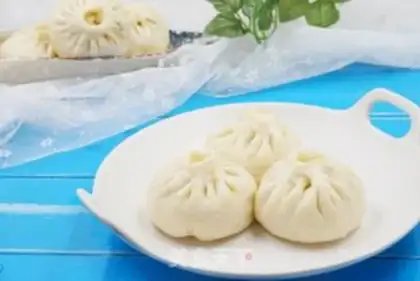 Make Carrot beef buns step 13