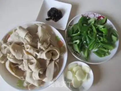 Make Spicy bean pasta step 0