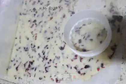 Make Cranberry cookies step 7