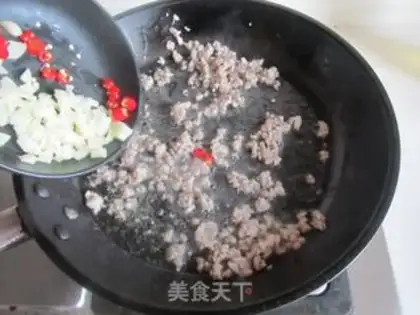 Make Pumpkin leaves step 5