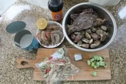 Make Thai winter soup step 0