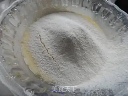 Make Pineapple egg boy step 7