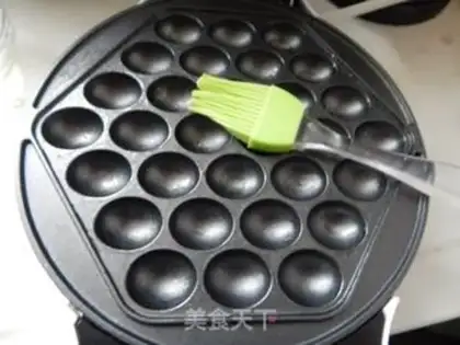 Make Pineapple egg boy step 9