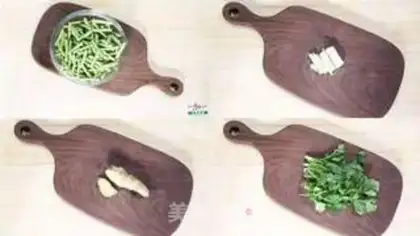 Make Bean bean noodle step 1