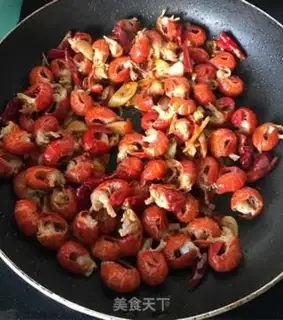Make Spicy lobster tail step 4