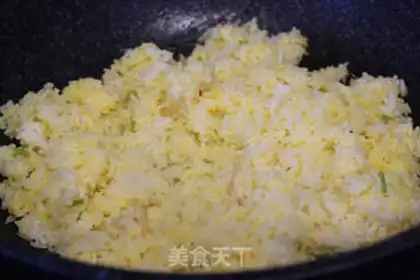Make Egg fried rice step 6