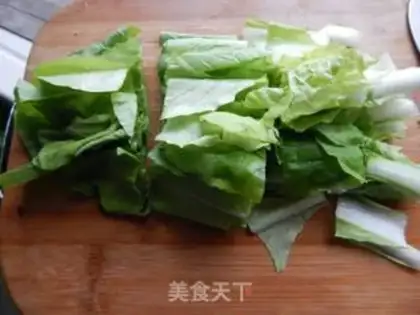 Make Spicy cabbage step 1