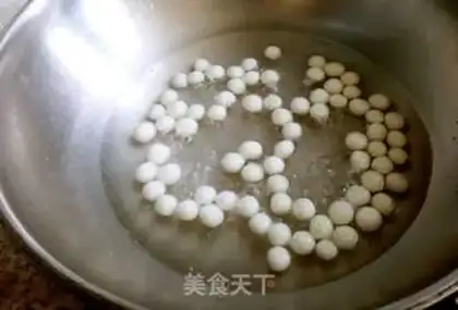 Make The wine makes round congee step 3