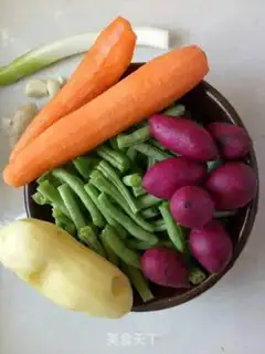 Make Potato bean noodle step 1