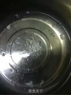 Make Old chicken cake step 1