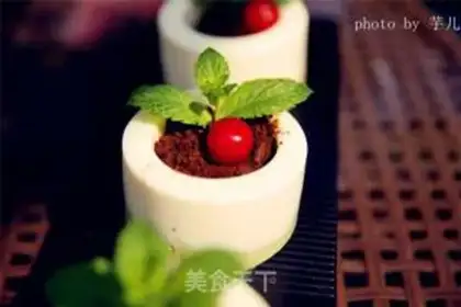 Make The yogurt bowl mousse cake step 16