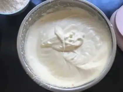 Make The ocean rolls sugar cake step 2