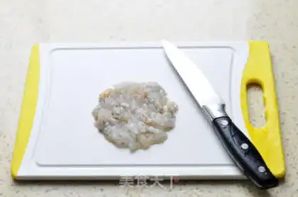 Make Shrimp egg rolls step 3