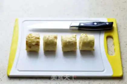 Make Shrimp egg rolls step 8
