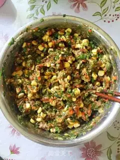 Make Corn vegetables and pork dumplings step 5