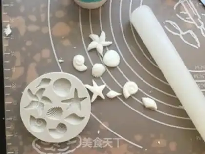 Make The ocean rolls sugar cake step 13