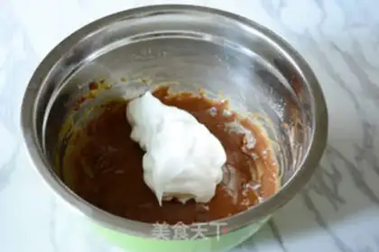 Make Pineapple cake step 3