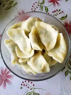 Make Corn vegetables and pork dumplings step 11