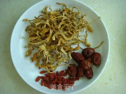 Make The rooster of the weeds step 1