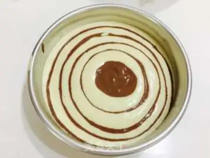 Make Zebra yogurt cake step 12