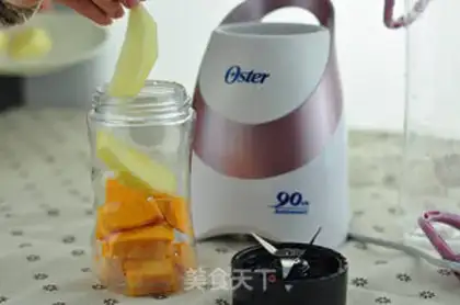 Make Pumpkin apple juice step 1