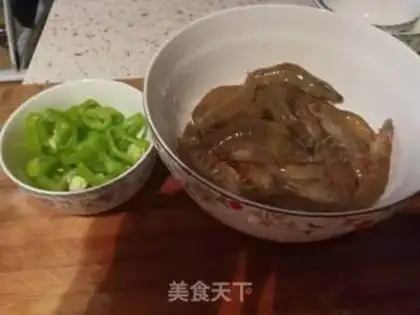 Make Spicy shrimp step 0