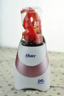 Make Paprika tomato juice step 3
