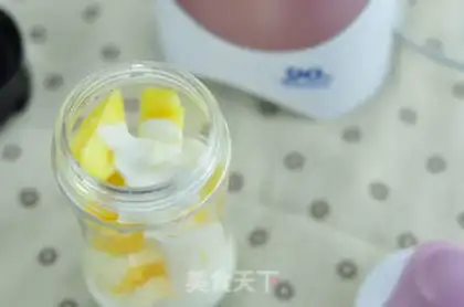 Make Pineapple juice step 1